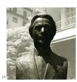 Bust of Miltos Kountouras